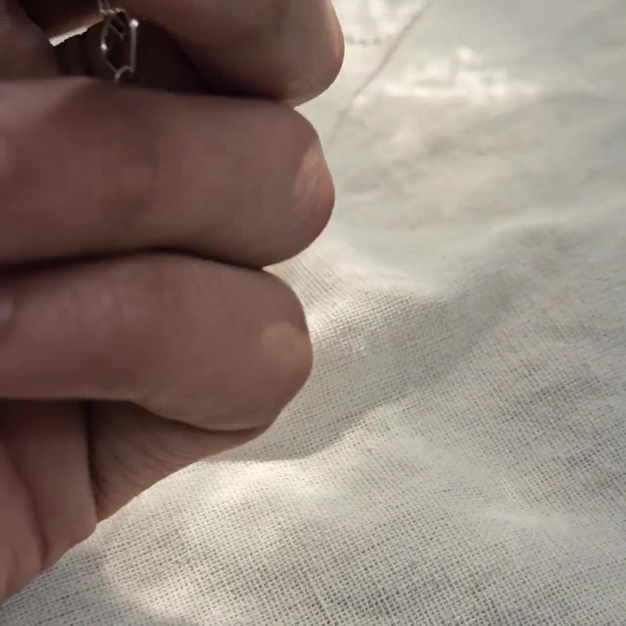 Blauer Saphir Edelstein Engel Flügel Anhänger Halskette * 925 Sterling Silber Handgefertigter Flügel Anhänger * Erschwinglicher Silber Anhänger video poster