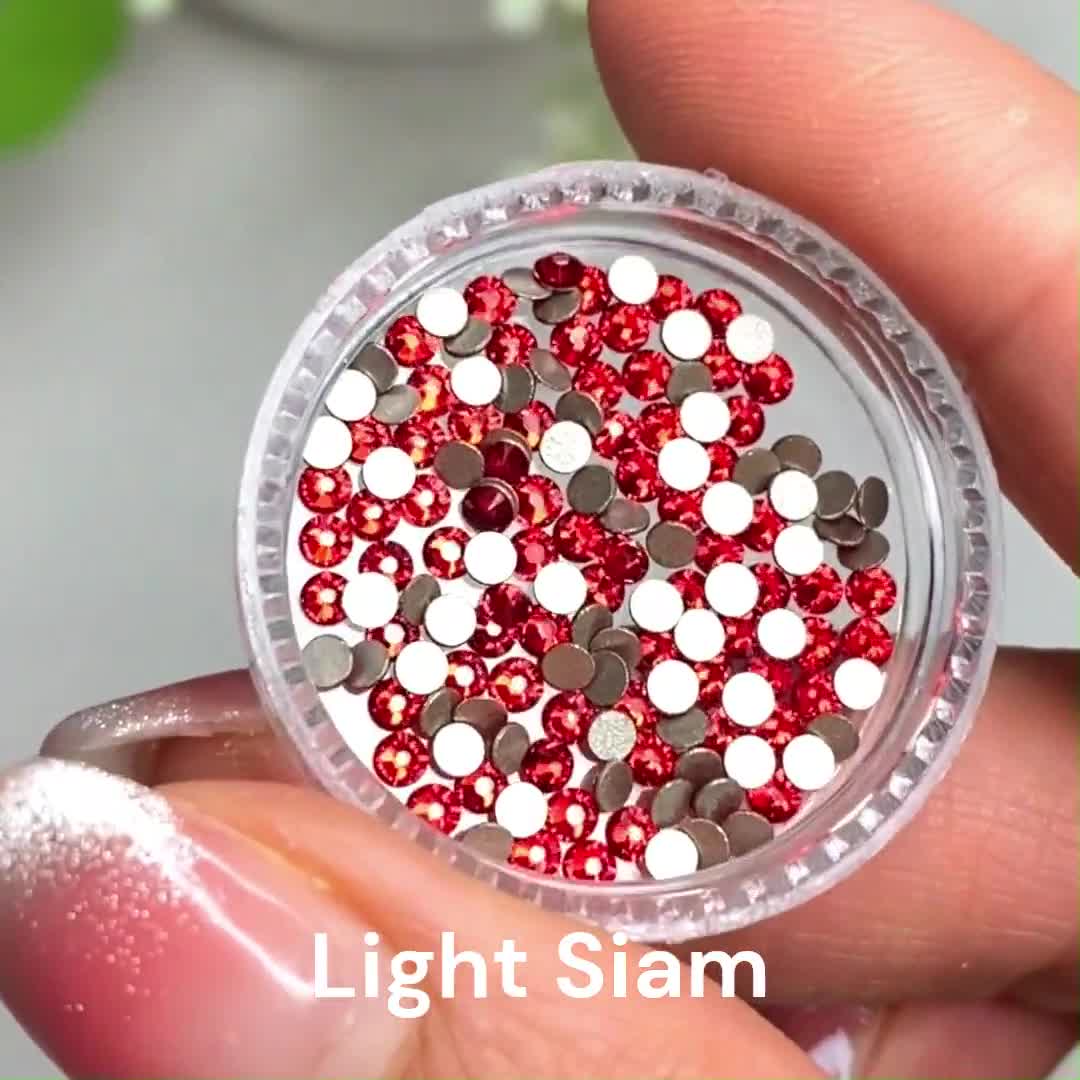 Light Siam (227) Swarovski 2058 Crystal Flatback No-hotfix