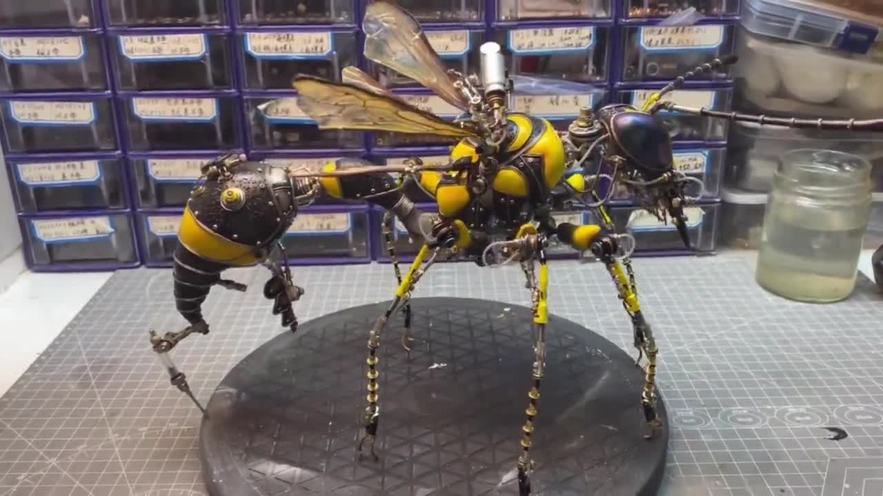 メカニカルホーネットミュータントロボット彫刻ハンドメイドスチーム