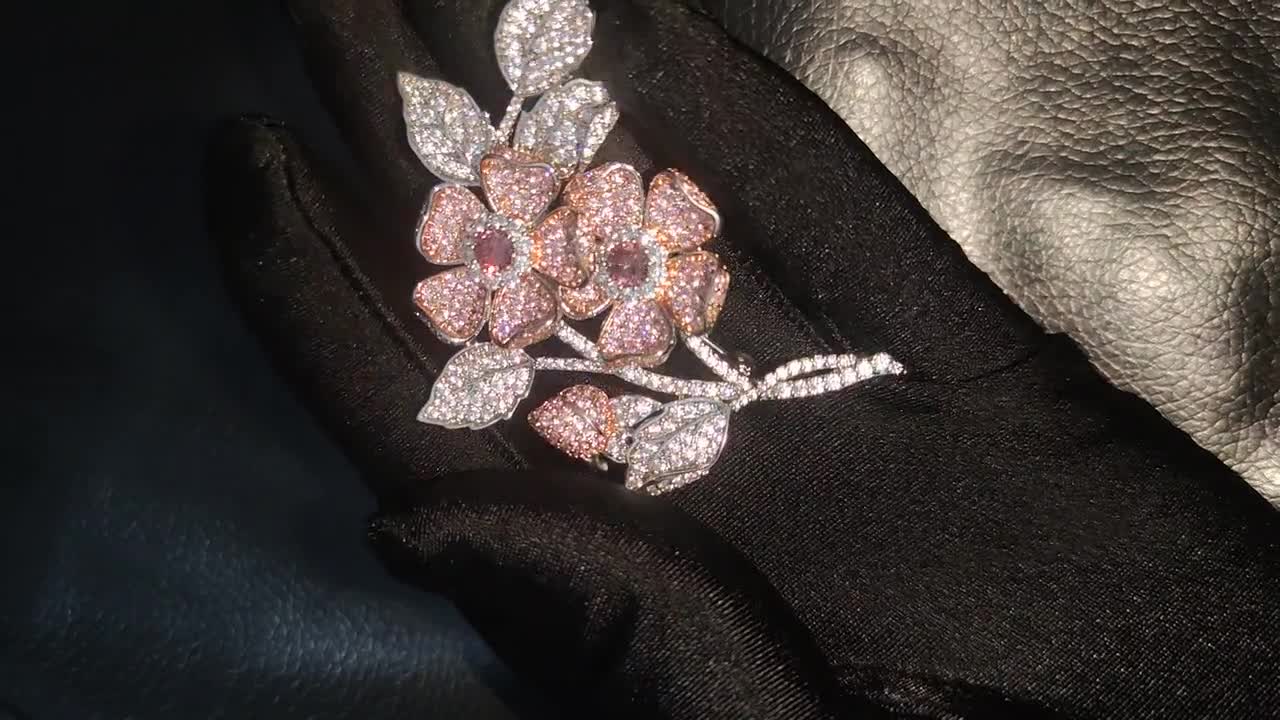 Queen Elizabeth’s English Rose Brooch with 5A Pink and Clear Cubic Zirconia  Plated with Rhodium and 18k Rose Gold, England’s National Emblem