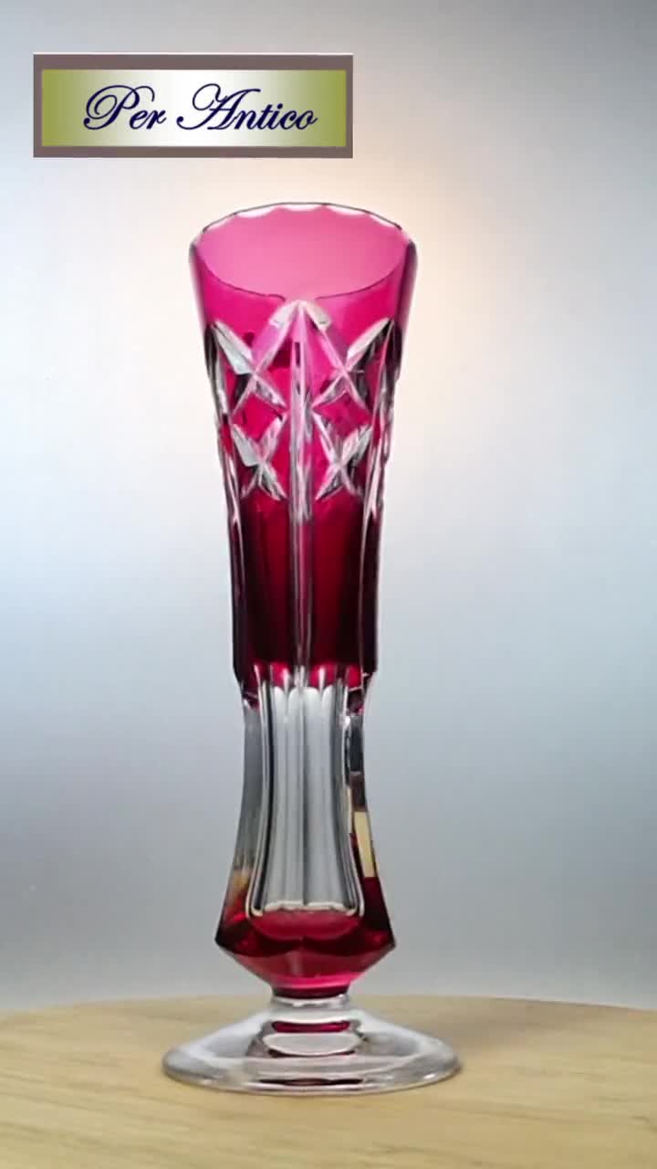 ヴァル・サン・ランベール ルビーレッドクリスタル花瓶「ソリニャック