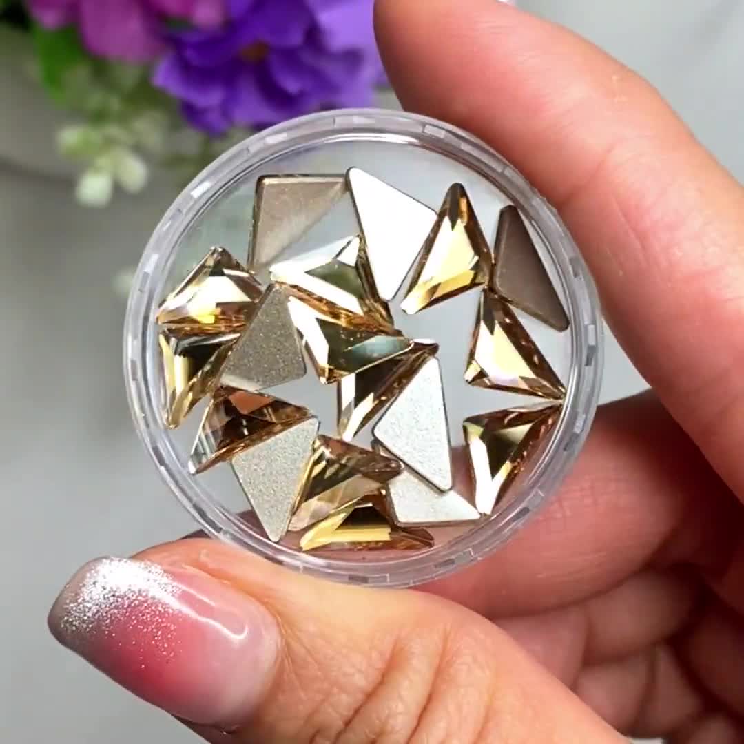 6 Pcs - Swarovski 2740 Triangle Gamma Flatbacks No-hotfix 8.3x8