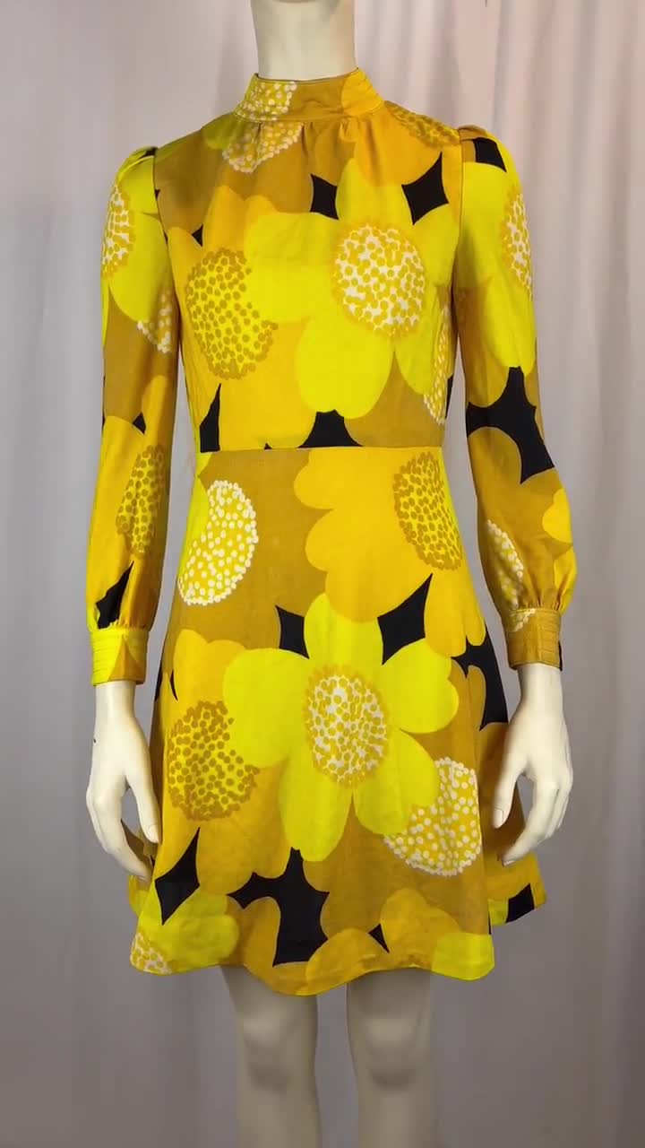 chinese dress ladies Happy Clothing V-Neck Light Yellow Floor Length Dress main image 0