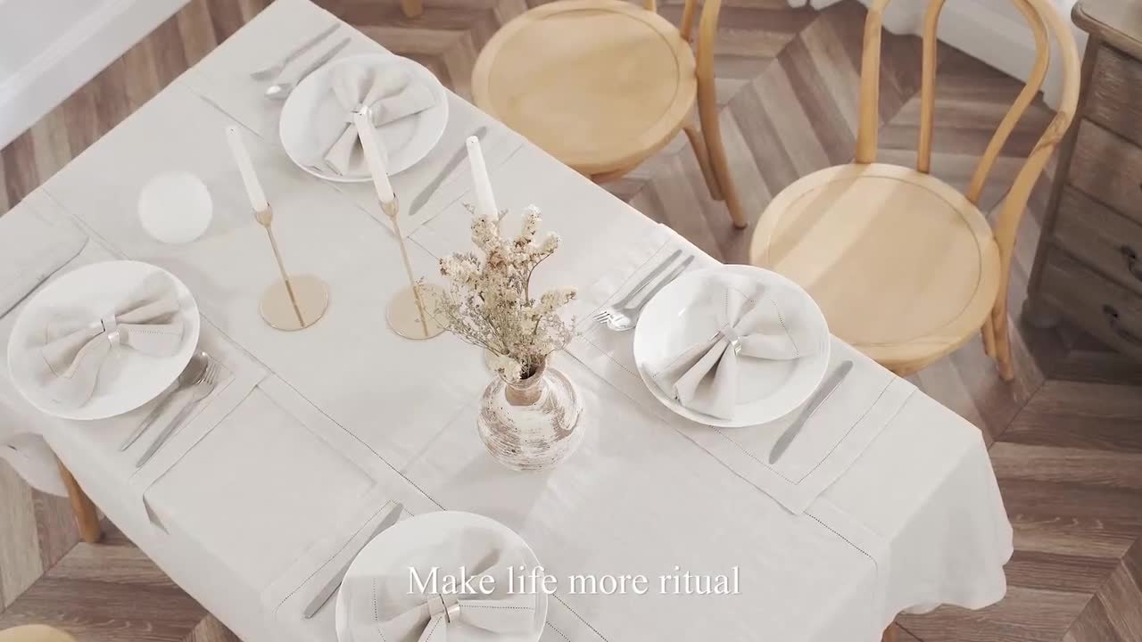 Nuestro ritual en la mesa (con servilletas DIY)