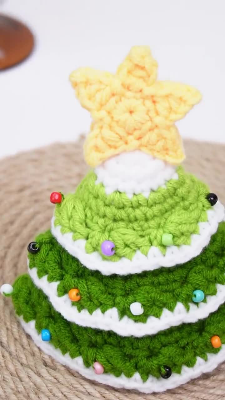 Gorro navideño festivo para mascotas, para gatos y perros pequeños, atuendo navideño para mascotas, disfraz navideño para mascotas, gorro navideño de crochet, regalo navideño video poster