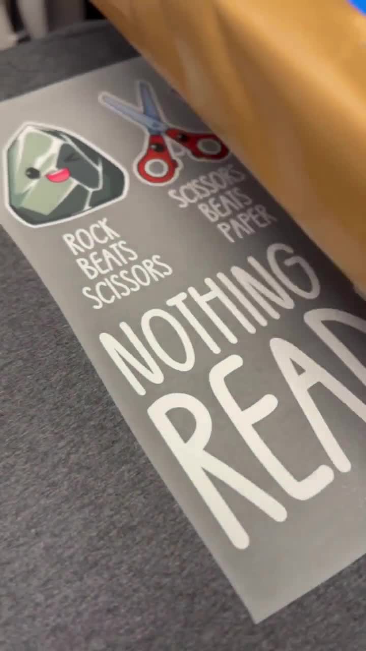 Retro Minnie Mouse-shirts, Disney Magic Kingdom-t-shirt, Minnie Mouse Trip-T-shirt, gezinsvakantiekleding, gezellige en schattige Minnie-outfit, video poster