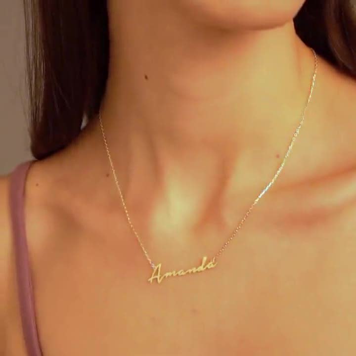 Sincerely, Me-Monogram Nameplate Necklace in 14k Gold