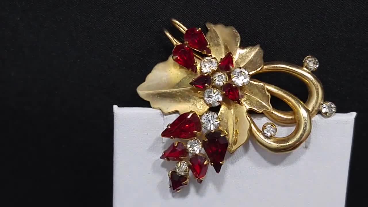 Vintage 1950’s Red Crystal Filigree Large Brooch Earrings Set
