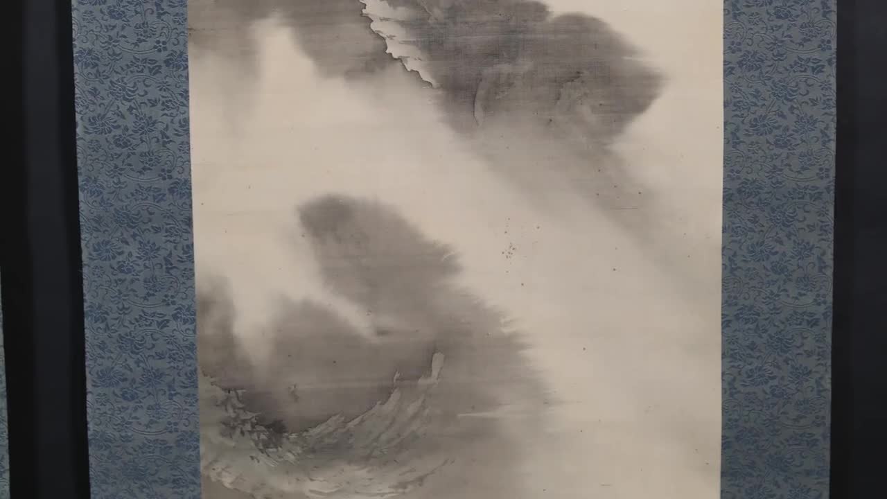 アンティーク水墨画　江戸期　龍　捺印あり　在銘　オリジナル表装　掛け軸 アンティーク水墨画 江戸期 龍 捺印あり 在銘 オリジナル表装 掛け軸