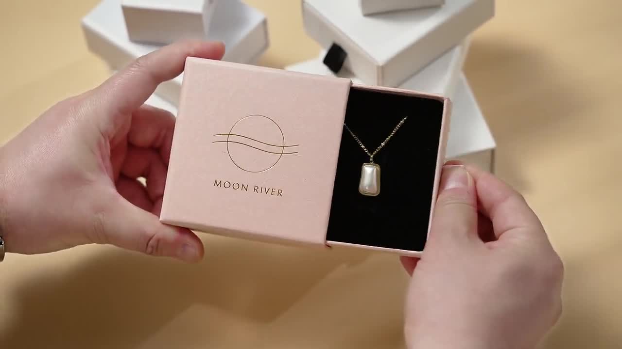 Bulk Custom Logo Jewelry Packaging Boxes For Business With Matte/Pearlescent Finish, Various Sizes, For Necklace, Earring, Ring, Bracelet video poster