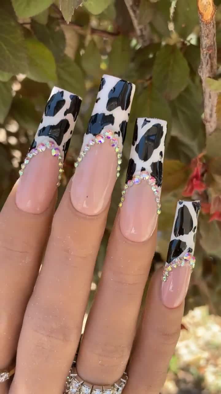 White Tip W/pink Charms Press on Nails 