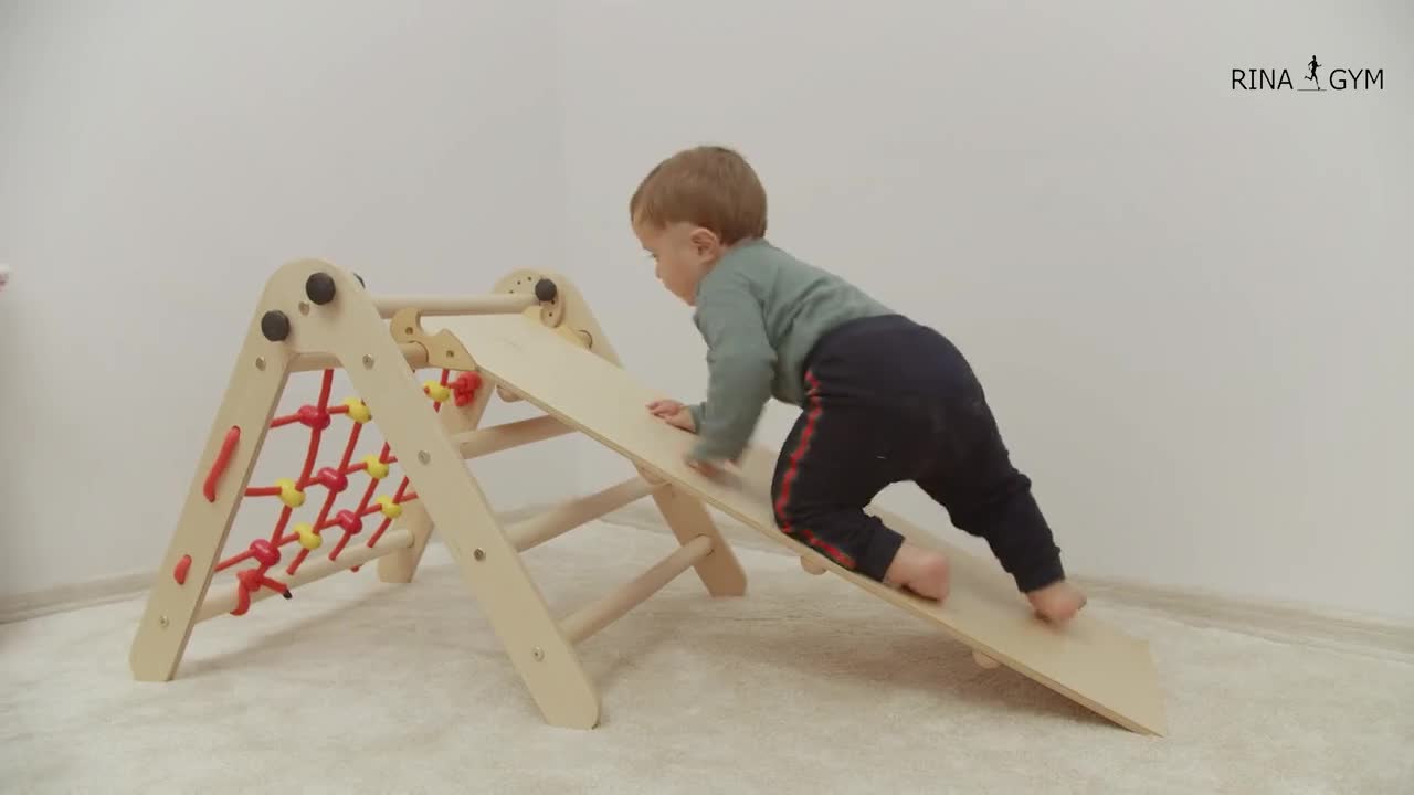 Triangolo d'arrampicata Rinagym - Scala da interno con scivolo - Parco  giochi legno pieghevole per bambini, favorisce