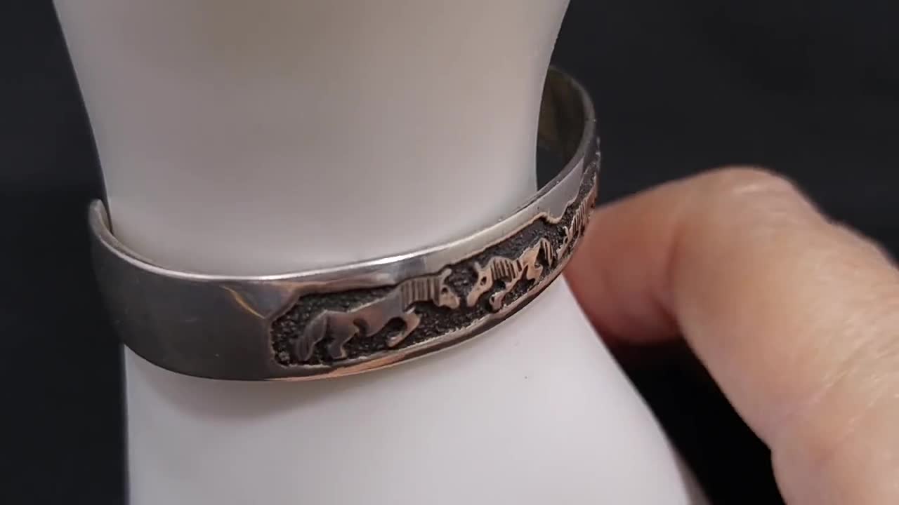 Tom & Sylvia Kee Navajo Child's Cuff Bracelet, Storyteller