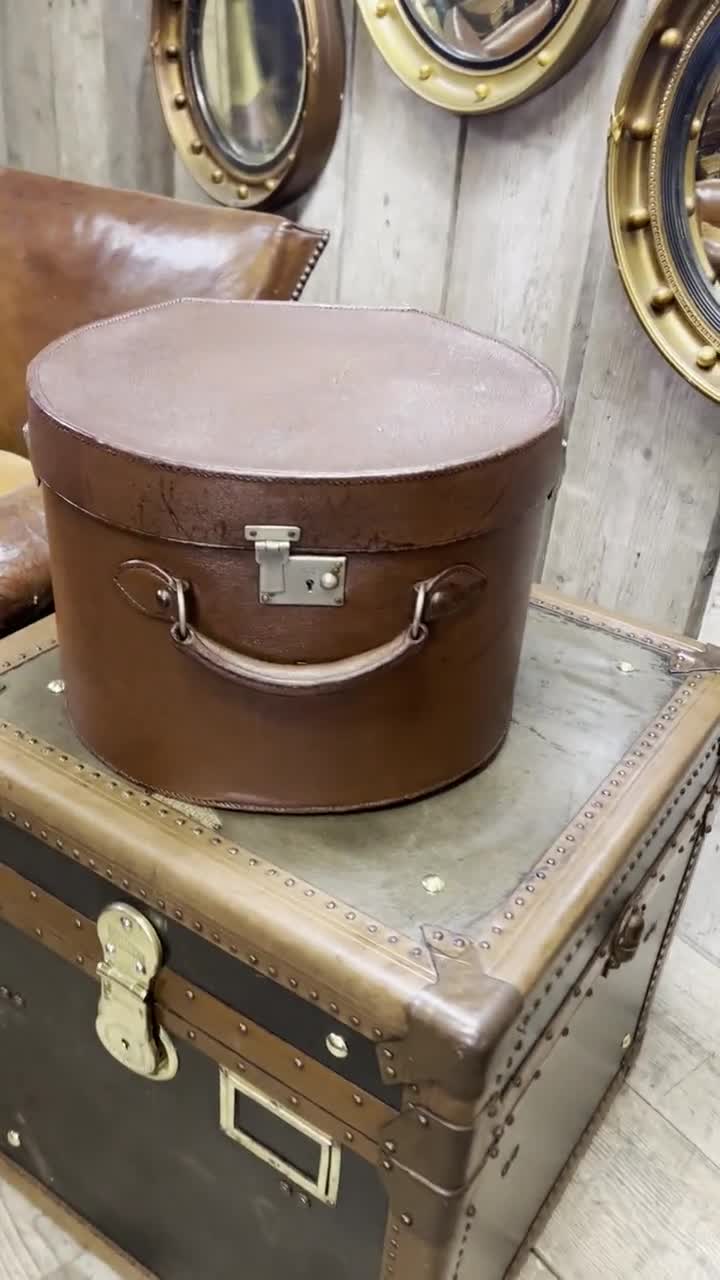 The Entrepreneur Large Hatbox  Vintage Hat Box Luggage Trunk