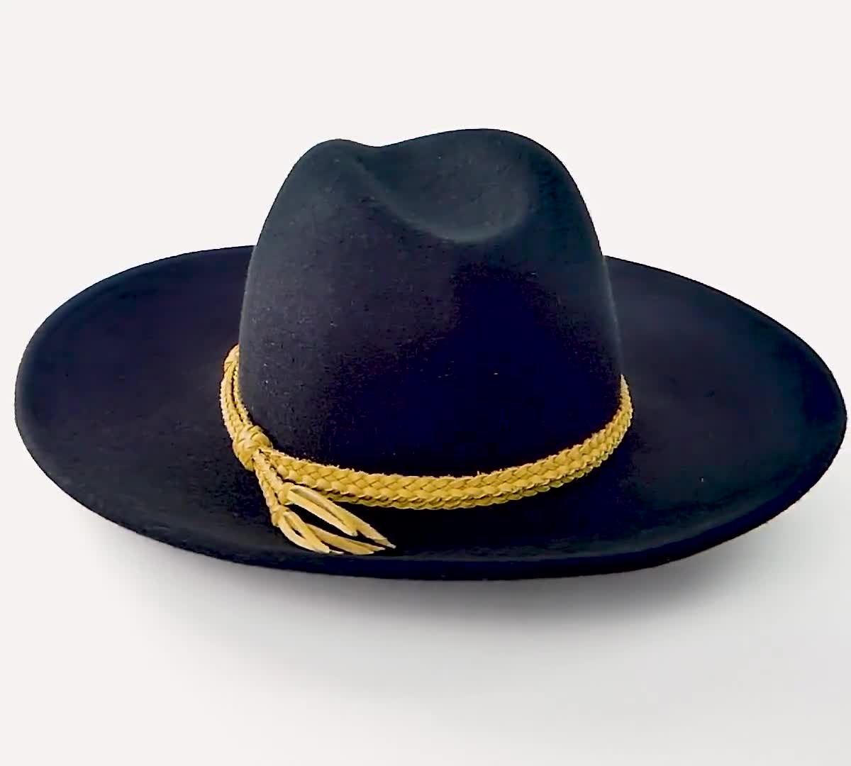 Acquista Accessori da cowboy occidentali Pittura a olio Arte della parete  Cappello da cowboy marrone Stivali Immagine Soggiorno Casa