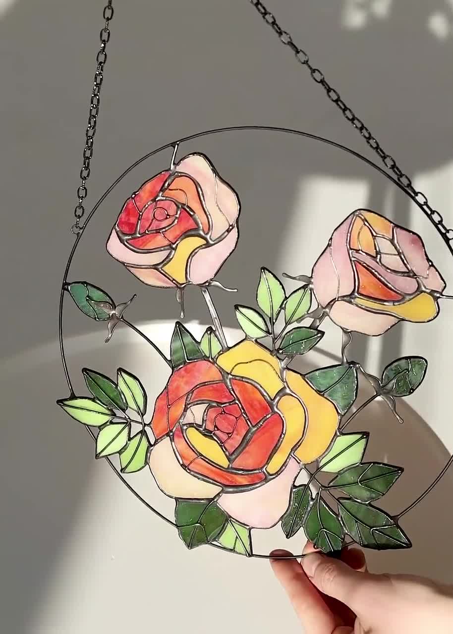 カナダ トロント社製 ステンドグラス サンキャッチャー Wild Rose 母の日のための時代を超越したブーケ ステンドグラス オレンジローズ