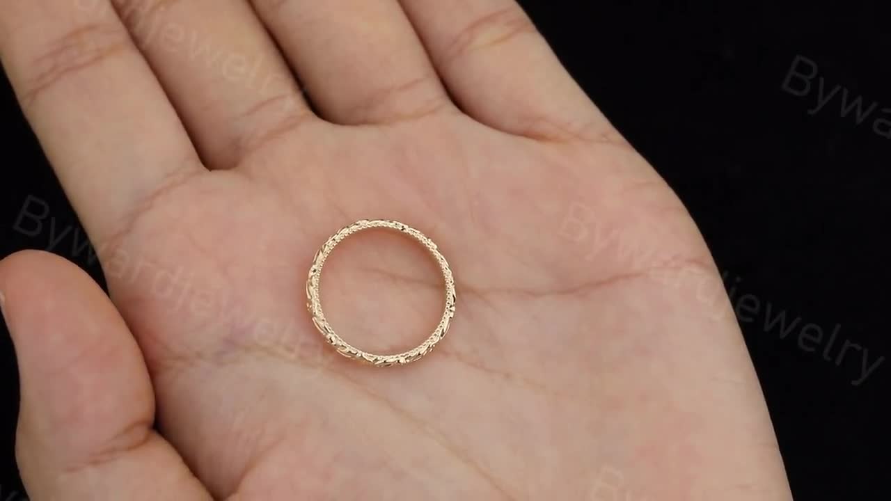Unique Flower 10K/14K/18K Plain Gold Wedding Band Antique