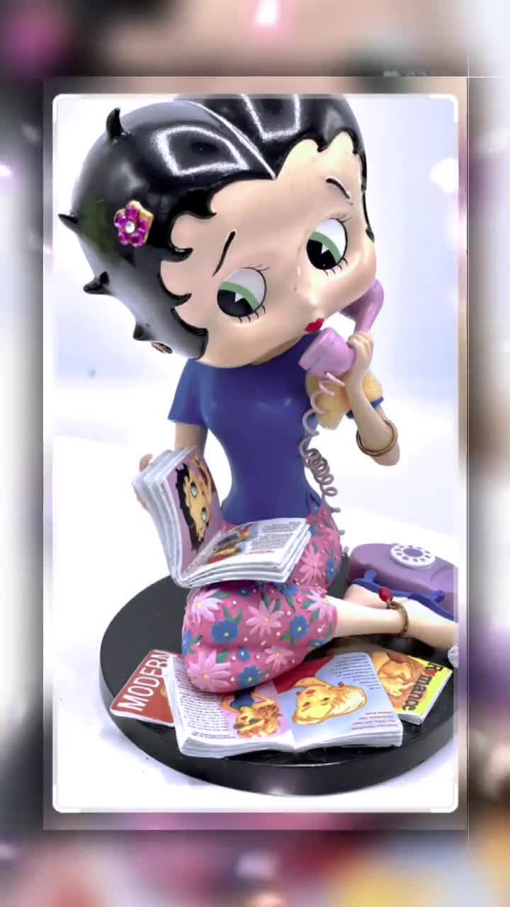 Gorgeous Collectible Very Rare Betty Boop 2006, Figurine,”talk of