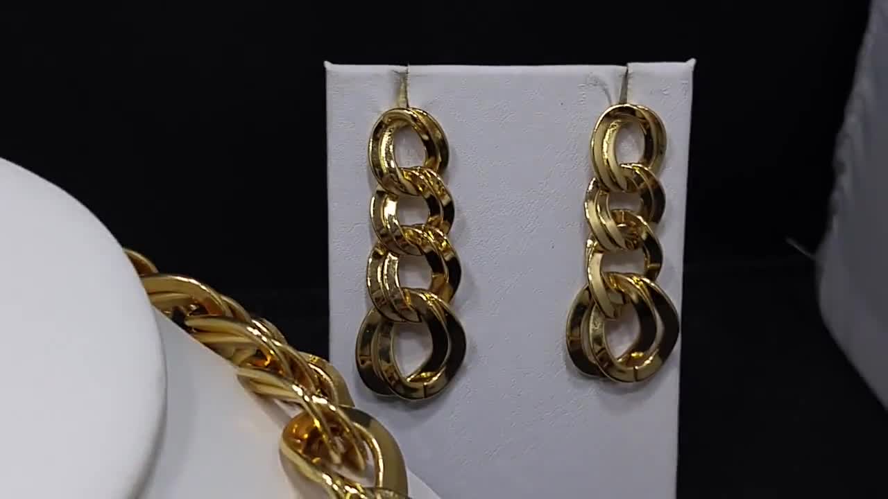 Monet Chunky Necklace Bracelet Brooch Earrings Set, Gold