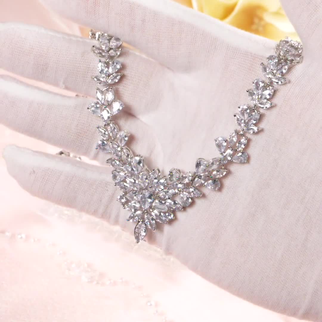 Joyas Para Novia Fdesigner Juego De Collar Y Aretes De Diamantes De  Imitación, Collar De Perlas De Plata Para Boda, Conjuntos De , Aretes De  Novia, Gargantilla, Cadena De Dama De Honor, image size:1080x1080