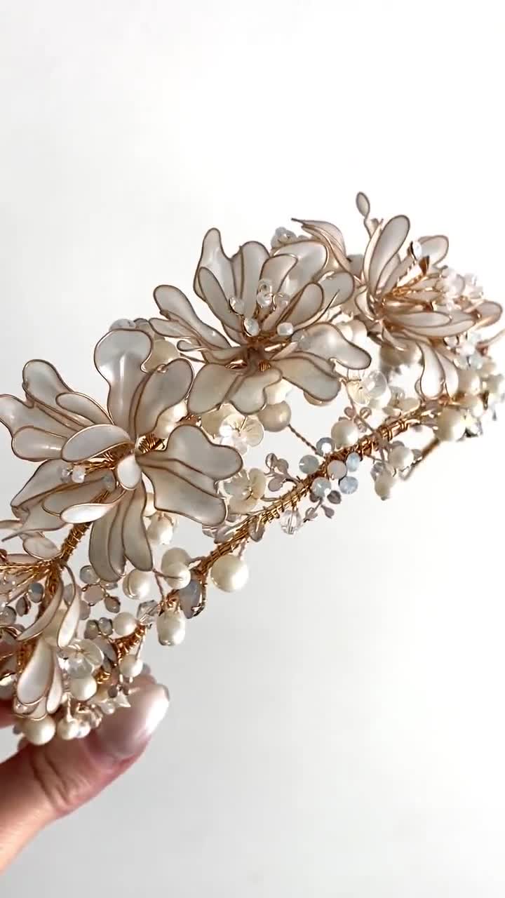 Made-to-order Bridal Tiara, Luxury Wedding Tiara, Floral Tiara Crown, Boho  Wedding, Vintage-Style Floral Crown, Champagne-White Flower Crown