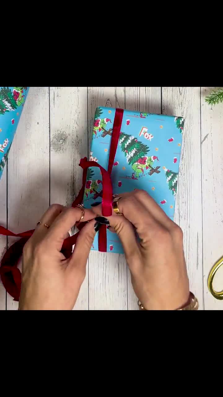 thumbnail image 2 of Aazon.co: Custo Christas Wrapping Paper With Photo,Personalized... 2 of 10