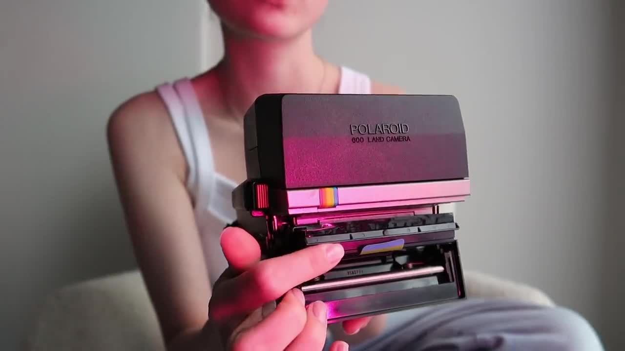 ポラロイドカメラ 630 Amazon.com : Polaroid 630 SL Lightmixer Silver woth Rainbow