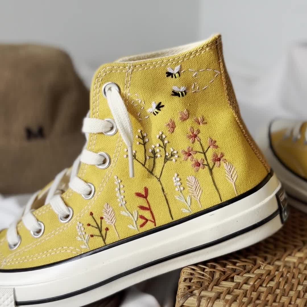 Yellow sale flower converse