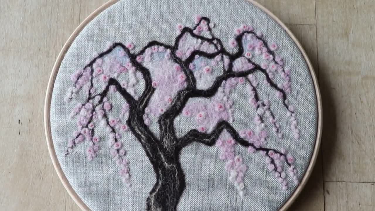 桜のニードルフェルトパターン - ウールを使った桜の絵画 - ツリー