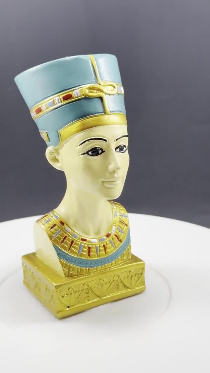 ネフェルティティ胸像：古代エジプトの女王の彫刻 - Etsy 日本