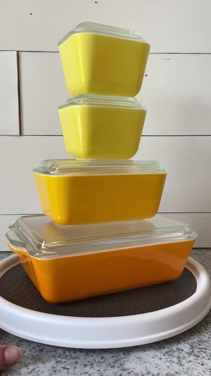 Pyrex Daisy Citrus Orange Yellow Refrigerator Set Bowl with Lids 501 purchases 502 503