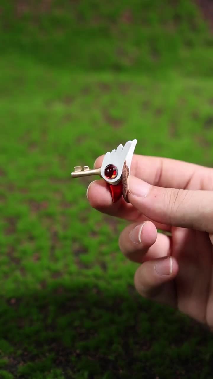 Cardcaptor Sakura TV Version Bird Head Key Necklace Authentic Jewelry Collectible Fan Accessory PLA Alloy Design Unique Valentine’s Gift video poster