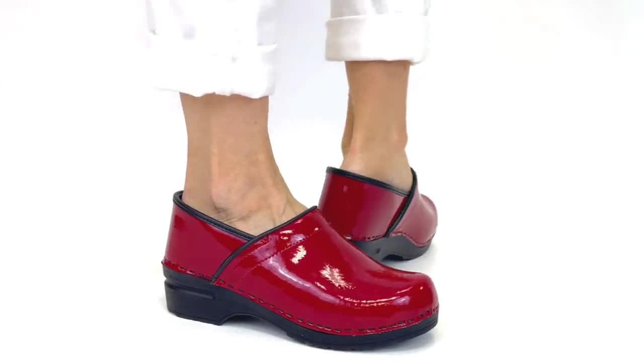 Red hot sale patent clogs