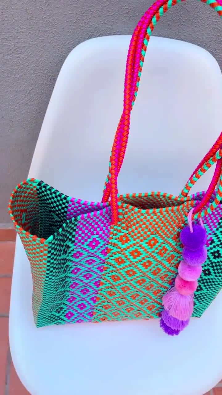 Beautiful recycled plastic tote bag. Handmade Mexican bohemian style Beach bag. Mexican Market Stock Exchange. Gift bag. bags