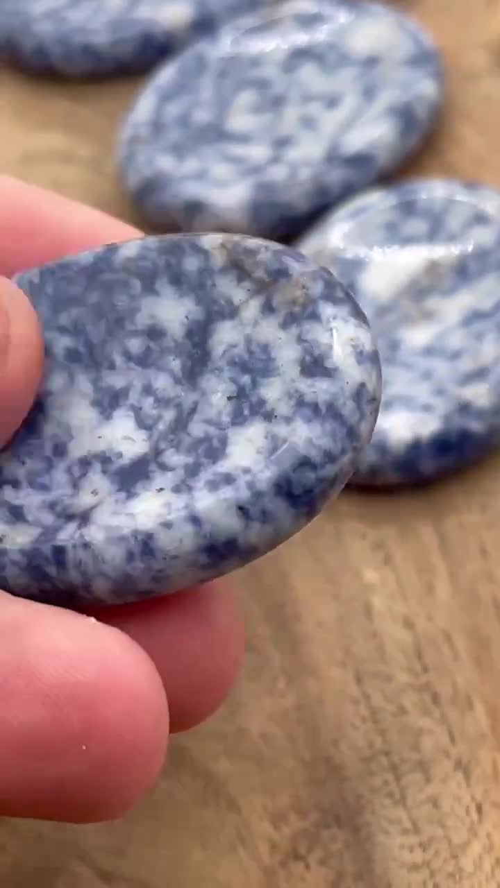 Blue Spot Jasper Worry Stone - Natural Blue Dot Jasper Worry Stone –  Healing Stone - Crystal Stone - 4.5x3.5cm - WO1036