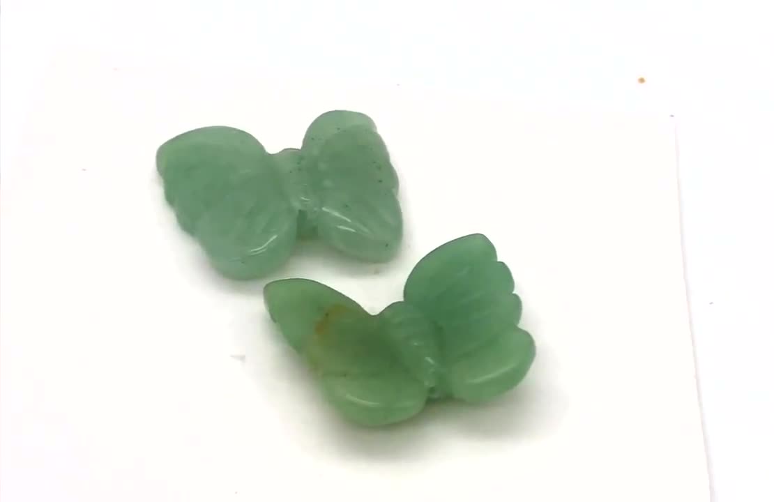 Fluttering 2 Carved Serpentine Butterfly Beads | 15x19x5mm-19x21x5mm | Green | 2 Beads