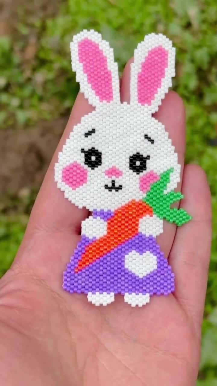 Easter Bunny, Peyote or Brick Stitch Bead Pattern, Easter Bunny
