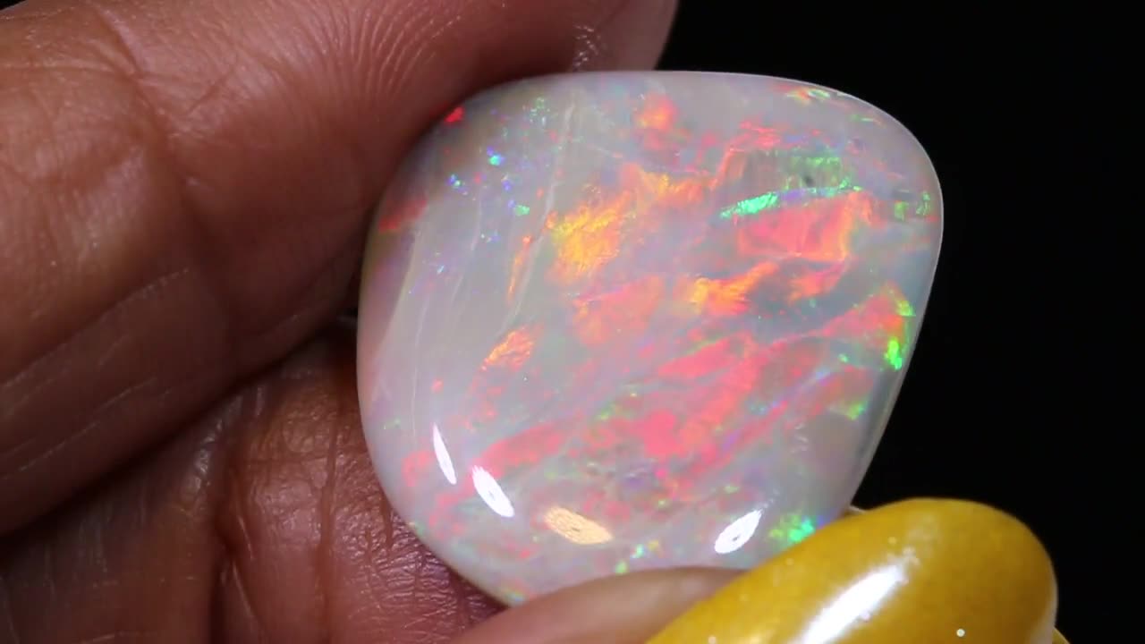 N7- 15.85 Cts Double Sided Light Opal L .ridge INV-3549
