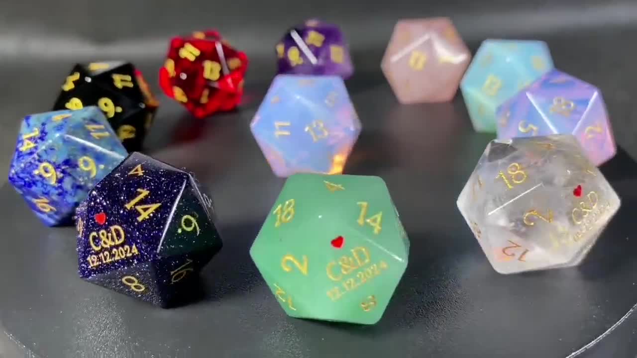 FLASHOWL Set De Dés D&D – D20 Horloge étoiles Et Lune – 7 Dés Polyédriques Rétro – Noir Et Blanc