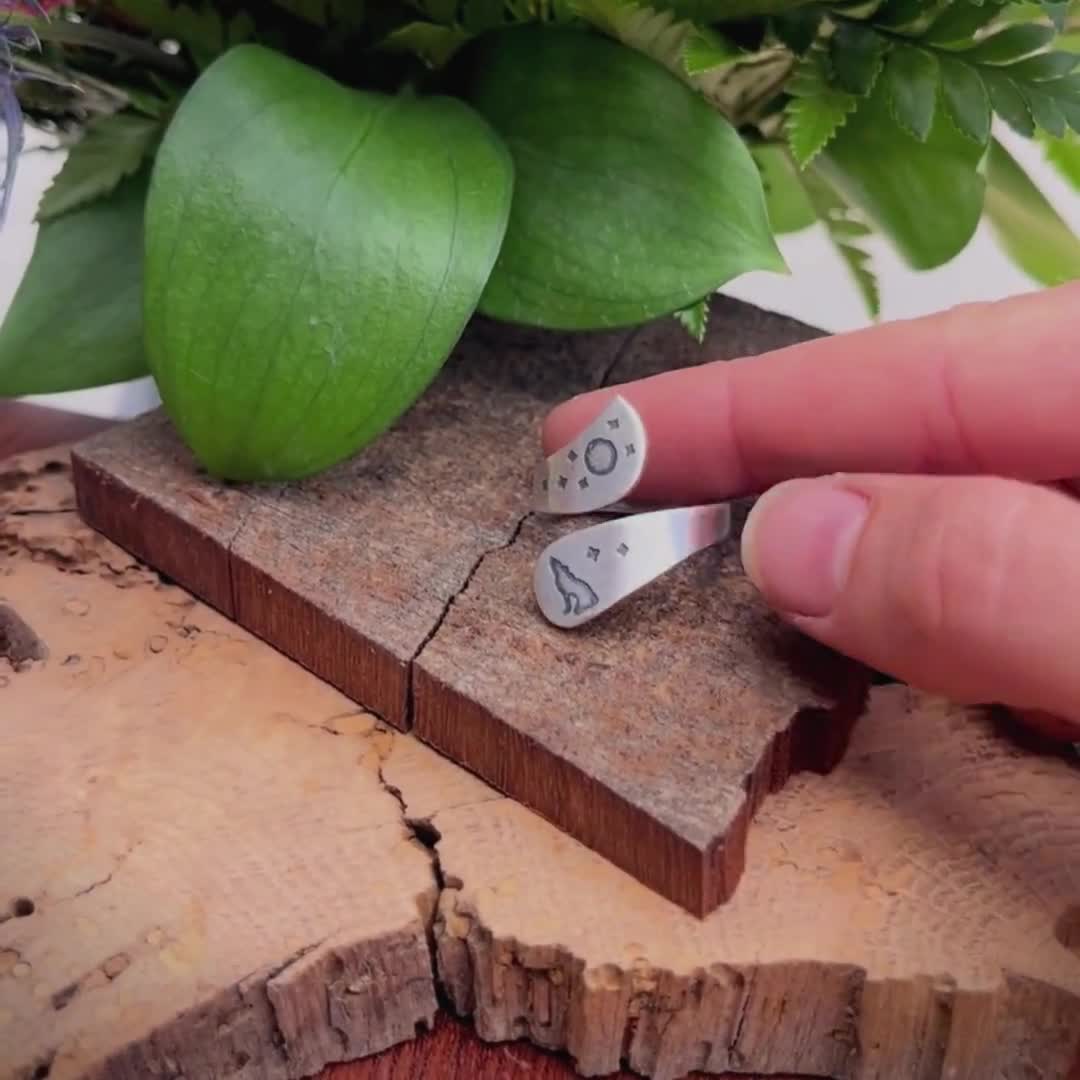 Howl Adjustable Bypass Ring, Wolf Rings, Nature Jewlery, Dogs