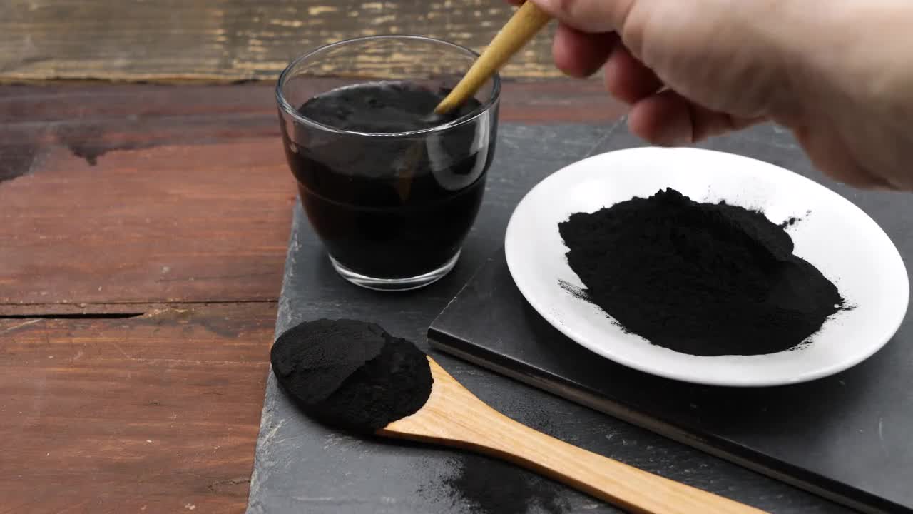 Charcoal Powder - 125ml Glass Jar