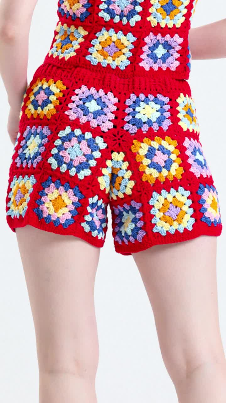 Granny square romper: Crochet pattern