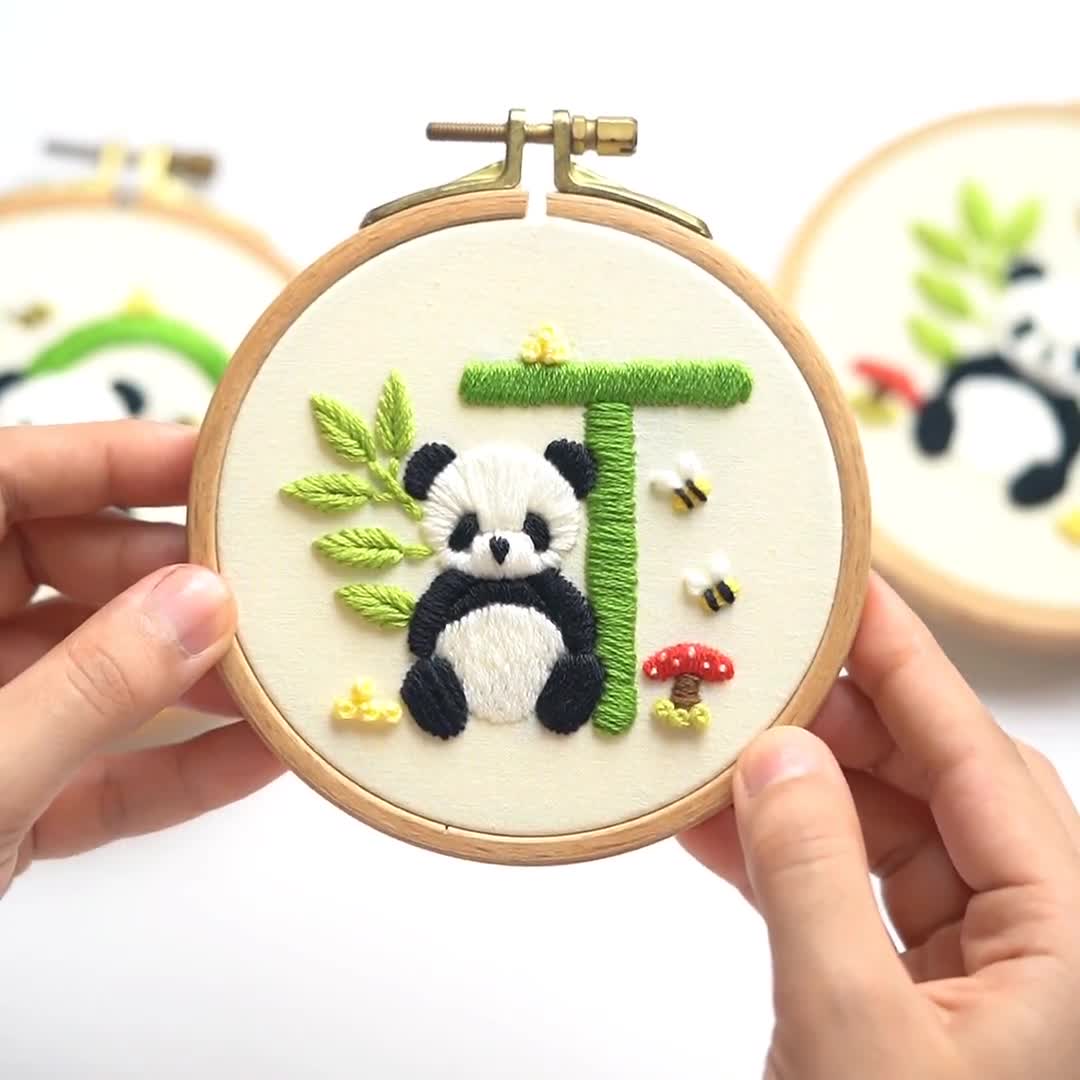 ぱんだオーダーページ パンダのアルファベット手刺繍パターン：初心者