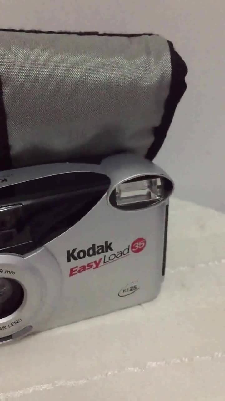 Kodak Easyload 35 KE25 / Shoot Film Camera for 35mm/ Kodak Company