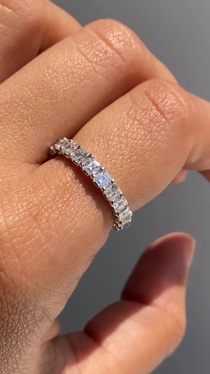 Unisex Wedding 0.88+ Asscher Cut Half Eternity Diamond Engagement Ring,  Size: 6 at Rs 60199 in Surat