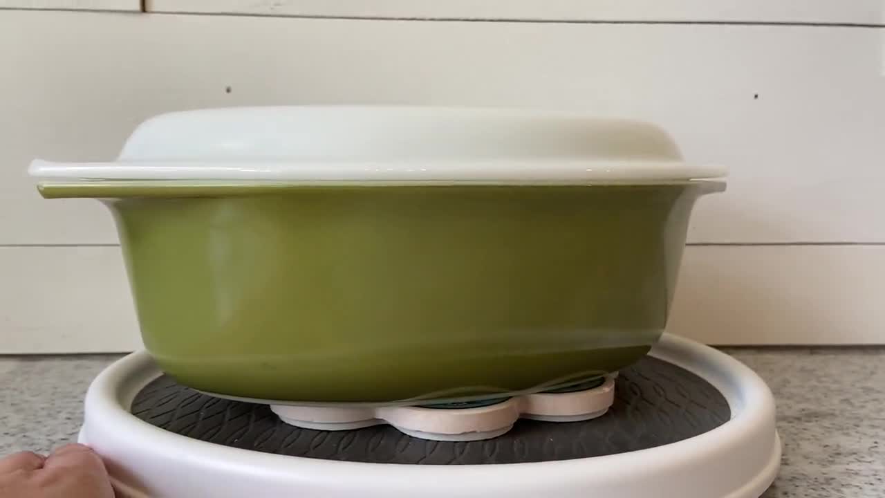 Verde Olives Green Vintage Pyrex Oval Casserole Dish Pattern Opal Lid 045  2.5 Quart 1960s MCM Mid-century Farmhouse Cottage 