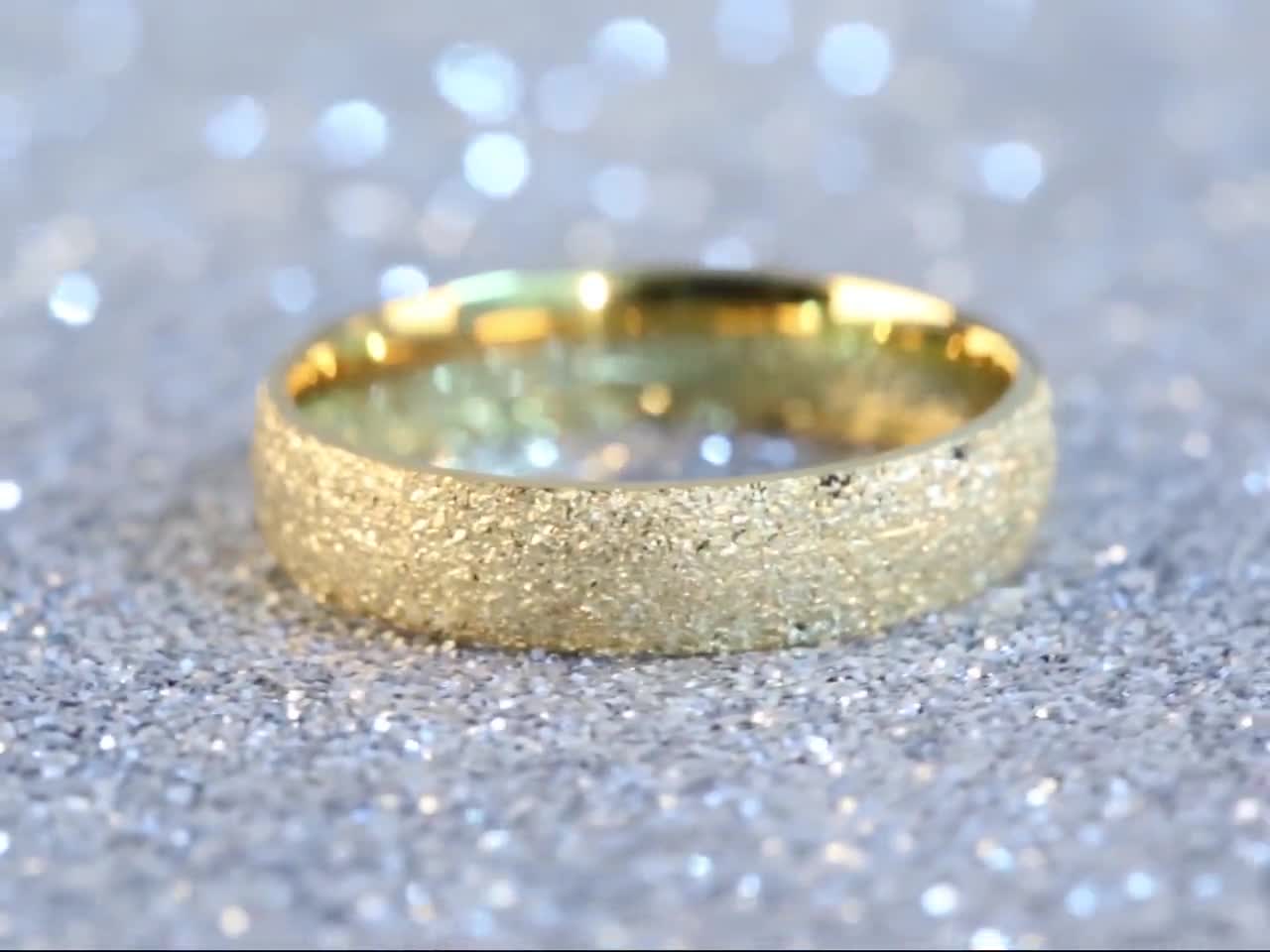 4mm Gold Band Hammered / FLAT / COMFORT FIT / 10k 14k 18k Wedding