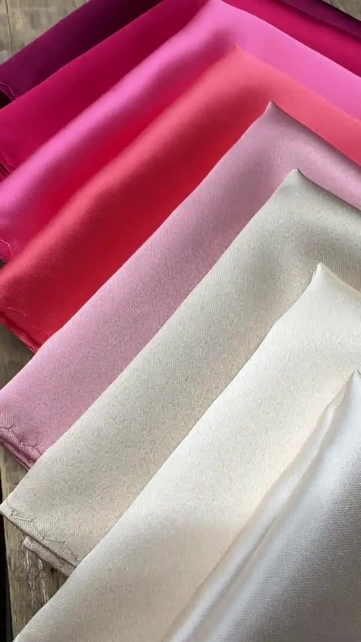 Pink Platinum Satin Square Towel for Children - China Platinum Satin Towel  and Square Towel price