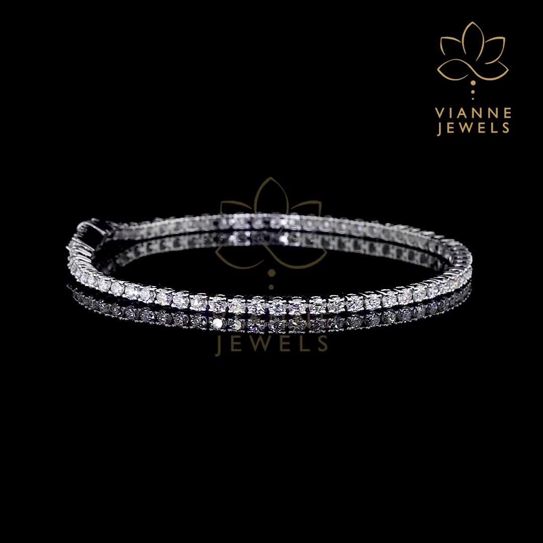 3.00 TCW Lab-Grown Diamond Tennis Bracelet in 14K White Gold | Classic Bracelet | Luxury Jewelry video poster