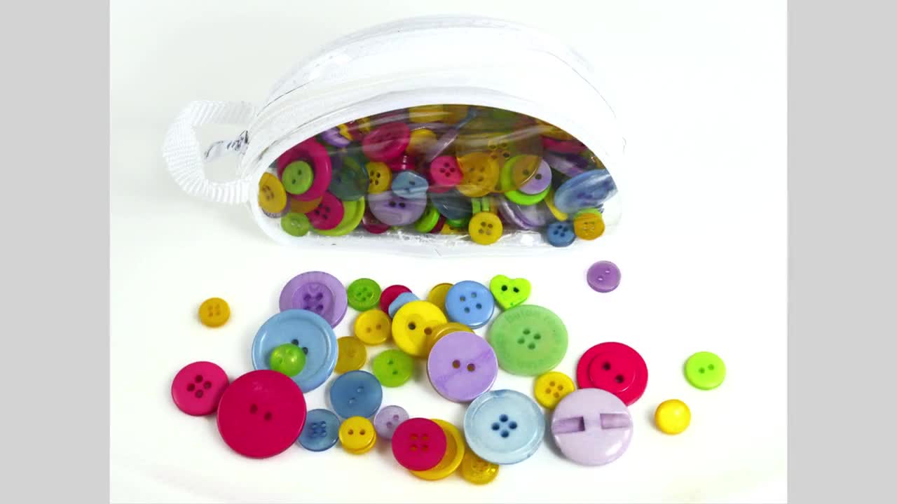 Buttons in a Bag! Colour Choices, Assorted Craft Buttons,in